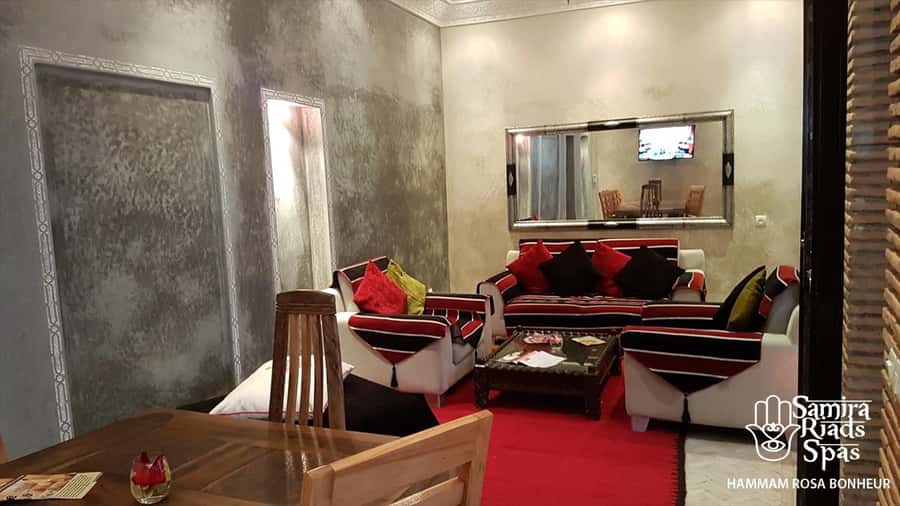 Marrakech : Traditional Royal Ritual Hammam Experience - Finding Hammam Rosa Bonheur and Getting Ready