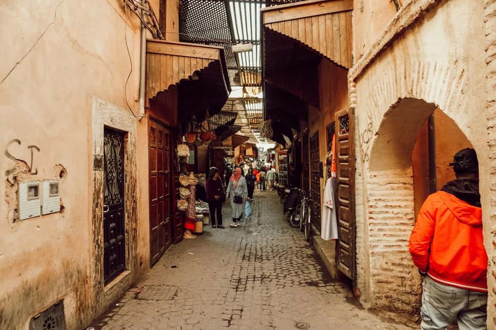 Marrakech TukTuk Private Tour in Medina with Pickup - Souks and Spice Smells: What You’ll Experience (and How to Enjoy It)