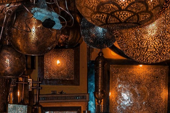 Marrakech with the 5 senses - Jemaa el-Fna square: learn the legend before the noise