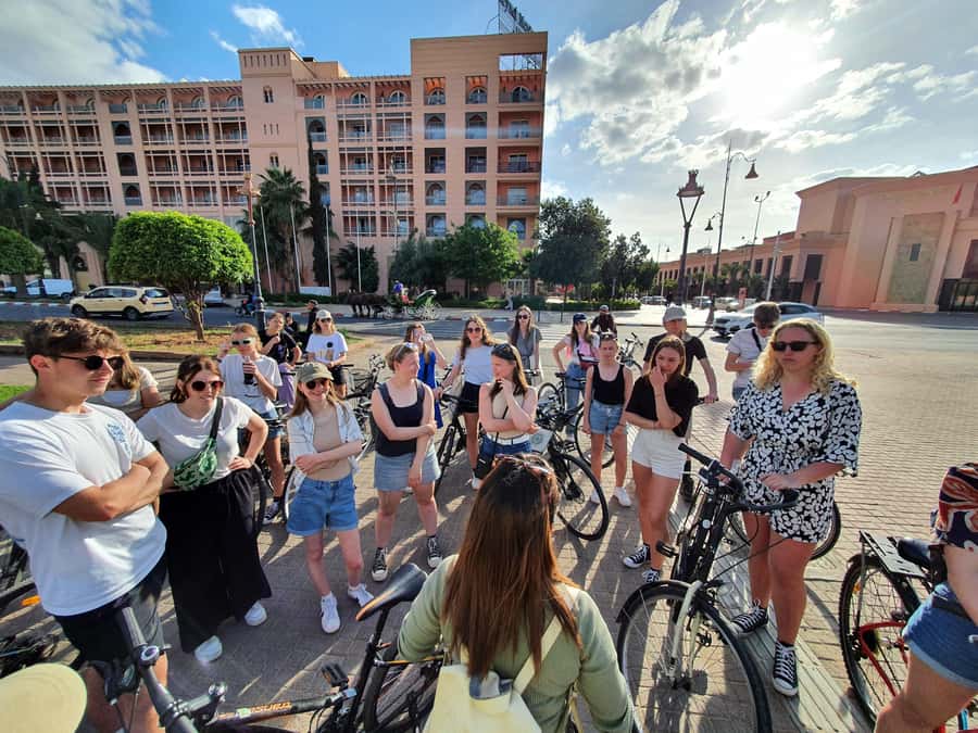 Marrakech:Guided City Cycling Tour - Culture, Colors & Charm - Medina Souks by Bike: Koutoubia, Riad Zitoun, and the Mellah