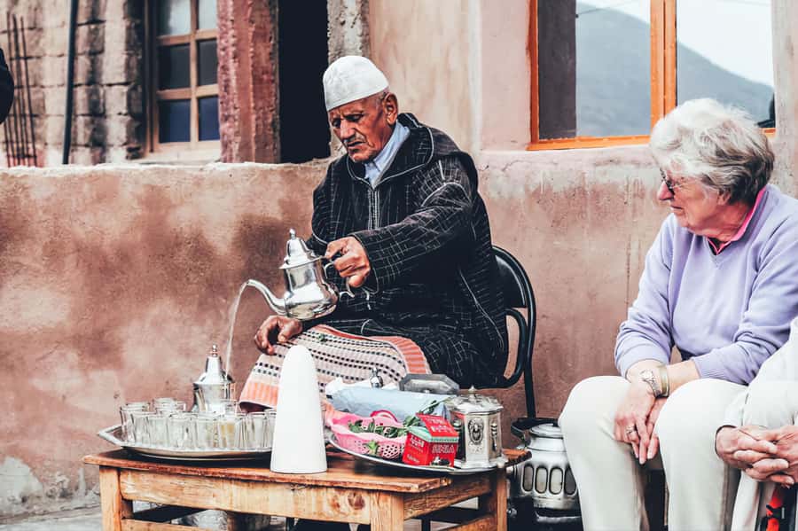 Marrakech's Atlas Adventures Ourika valley & Savory Lunch - Shopping stops in Berber villages: how to keep it enjoyable