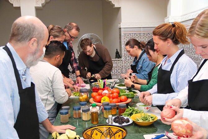 Marrakesh cooking class with chef Hassan - Local dishes - How Small-Group Size Makes the Difference