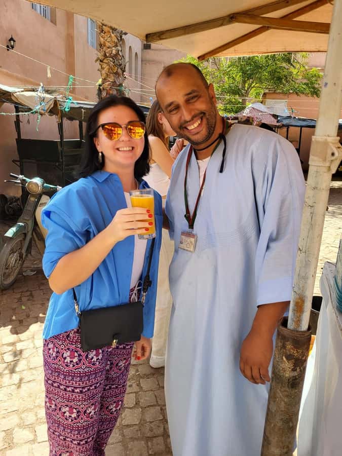 Marrakesh: Guided Street Food Tasting by Locals - Starting Point at Café de France: Easy to Find, Easy to Begin