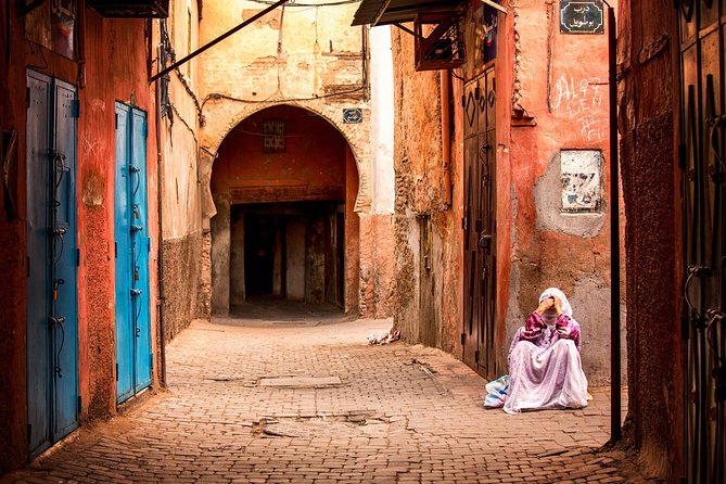 Marrakesh medina( OLD CITY) day tour from Casablanca - The 7:00 am departure: how the day feels before you even enter the old city