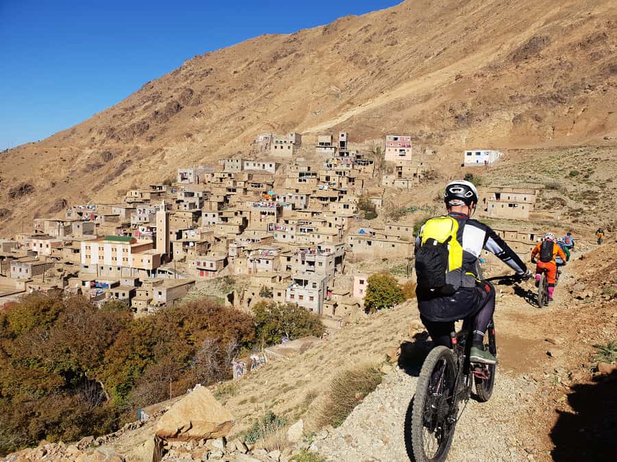 Marrakesh: Toubkal National Park Mountain Bike Trip w/Lunch - The climb and the mint tea stop at the 2300m pass