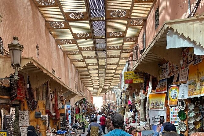 Medina Souks Shopping Tour - Rahba Kedima Square: A Breather With Local Street-Vendor Life