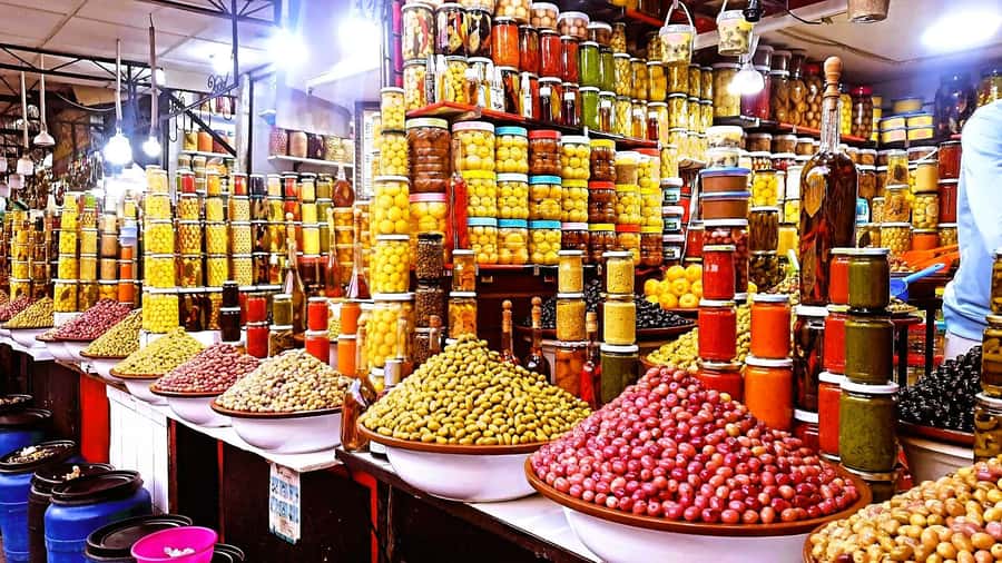 Medina Tasting Tour: Experience Local Street Food & Culture! - Jemaa el Fna snacks and Harira: A classic welcome to Moroccan flavor
