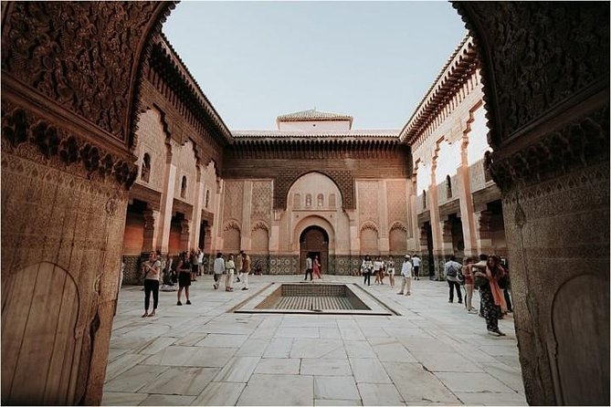 Medina Walking Tour Secrets - Meeting at Jemaa el-Fnaa: the easiest way to find your start point