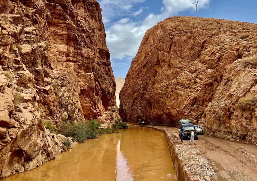 Merzouga Desert: 3-Day Desert Tour from Marrakech - Dades Gorges overnight: canyon drama plus a proper rest stop