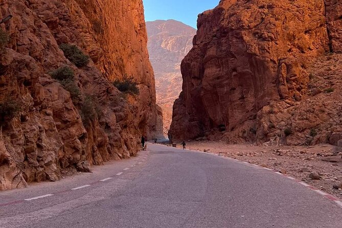 Merzouga Desert private 4 days Tour from Marrakech - Day 1: High Atlas Pass to Aït Ben Haddou, Roses, and the Dadès Gorges