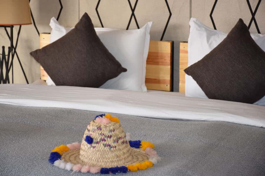 Merzouga: Overnight Stay in Luxury Desert Tent with Dinner - Key things worth knowing before you go