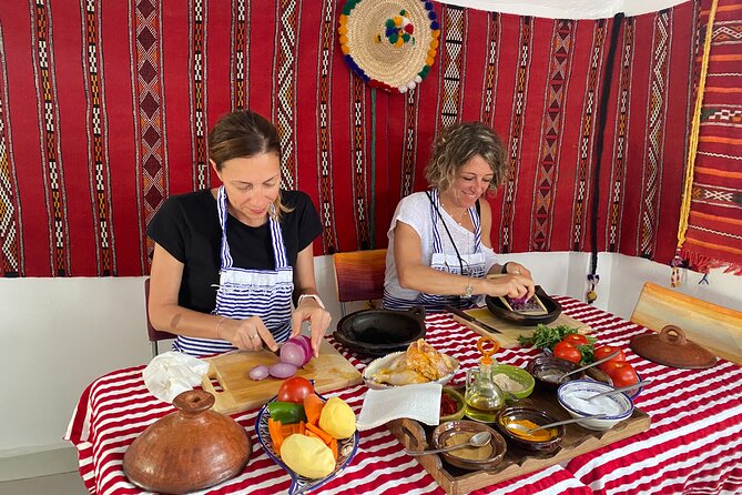 Moroccan Cooking Class with a Local Family & Market Visit - Prepping in a 300-year-old house: where technique shows up
