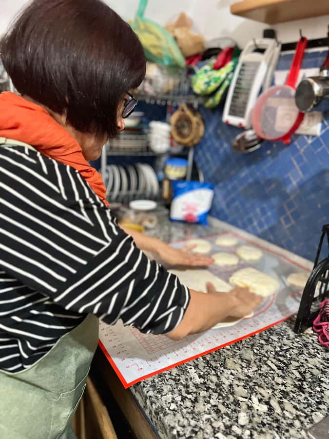 Moroccan Crepes & Pastries Kitchen - Getting There Without Stress: walking directions and timing