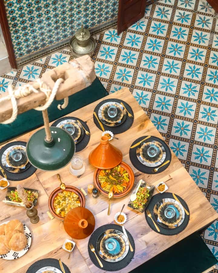 Moroccan Food Cooking Class with a Local Chef in Marrakech - Mint Tea First: The Old-School Pour and the Social Part
