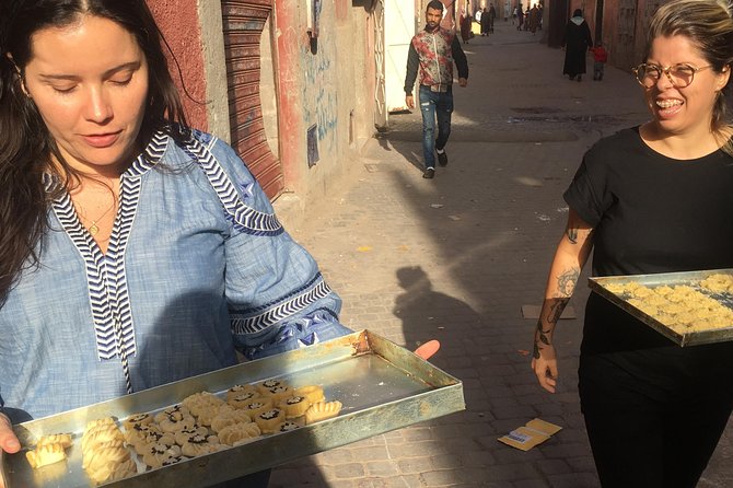 Moroccan Hands on traditional pastries & Tea class in Marrakech - Meeting in the Marrakech medina: Chef Khmisa’s kitchen vibe