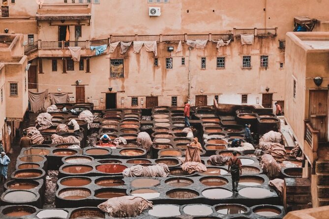 Morocco 8-Night Tour: Chefchaouen, Desert & Hot Air Balloon - Fez in a day: mosque views, the Medina maze, fountains, and the Chouara Tannery stop