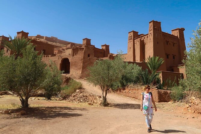 Morocco Tour from Casablanca to Sahara and Marrakech 5 days - Day 5: Ait Benhaddou UNESCO kasbah, Tizi n’Tichka Pass views, and Marrakech Medina time