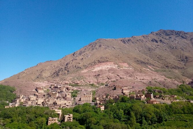 Mount Toubkal Trek-2 day - Guides and group size: why the right leadership helps on a mountain