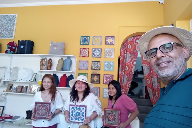 Old Marrakech Walking Tour - Half Day - Meeting point near Jemaa el-Fnaa: the easiest place to start