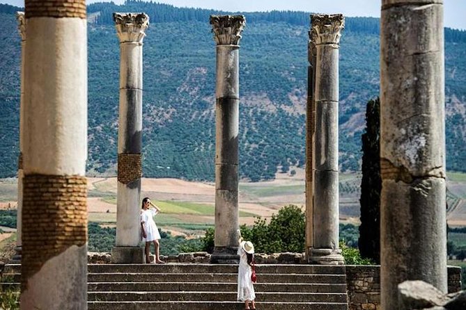 One day trip to Volubilis and meknes from Fes - Pickup, Wi‑Fi ride, and the rhythm of the day