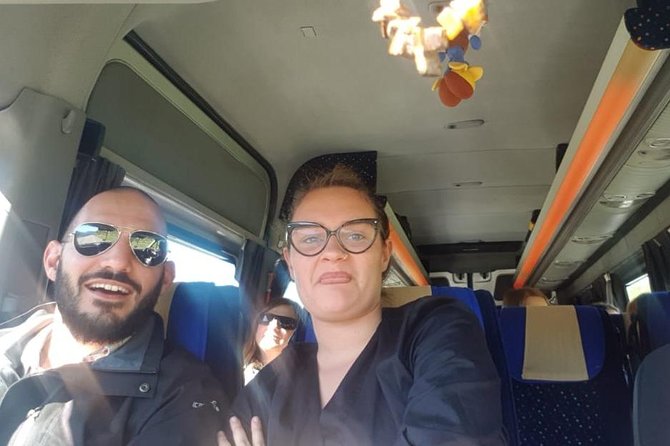 One-Way shared Transfer from Fez to Chefchaouen - How Timing Works: 8:00 am and the Real Rhythm of the Day
