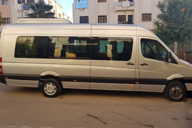 One-way transportation from Fez to Chefchaouen - Arrival strategy: using that panoramic stop to find your footing