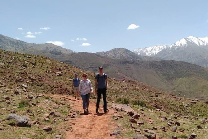 Ourika tizi n'oucheg - From Marrakech to Ourika without the stress