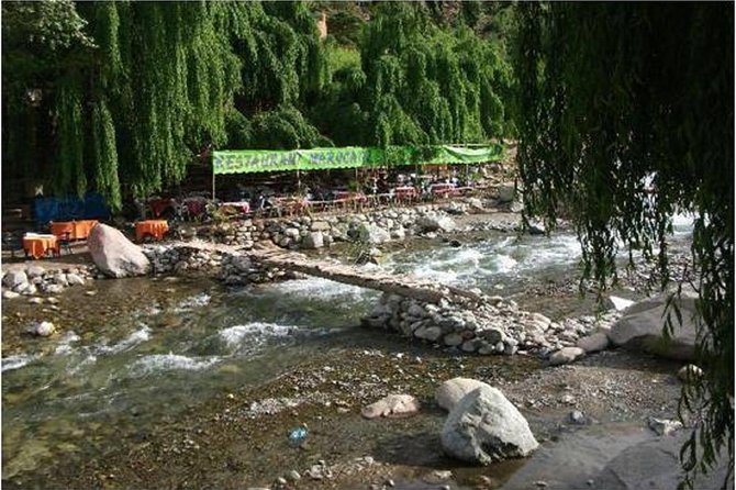 Ourika Valley - Riverside lunch in the valley: plan for food that fits your energy