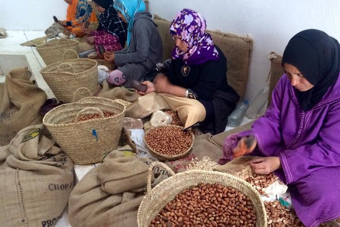 Ourika Valley - Private Day trip from Marrakech - Lunch in a Berber Restaurant: Simple Food, Real Break