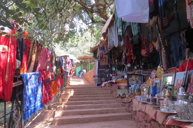 Ouzoud Waterfalls Tour From Marrakech In Group - What to bring for an easy Ouzoud experience