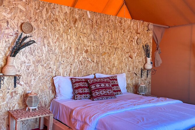 Overnight stay in the Agafay Desert, Deluxe Tent with Show and Swimming Pool - Dinner by campfire: tagine, couscous, and the Morocco show