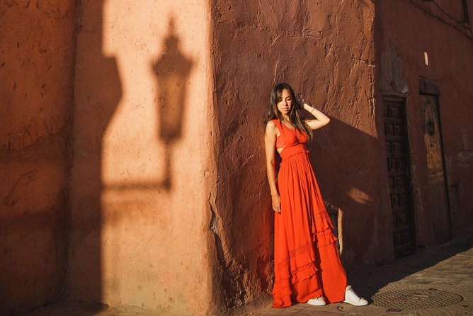 Photoshoot with a Local Photographer in Marrakech - From Koutoubia Mosque to Bab Agnou: the route that keeps photos varied