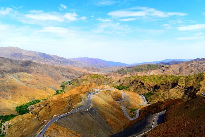 Private 4-Day Desert Tour from Marrakech to Zagora & Merzouga - First drive: Marrakech to Tizi n Tichka and Ait Ben Haddou