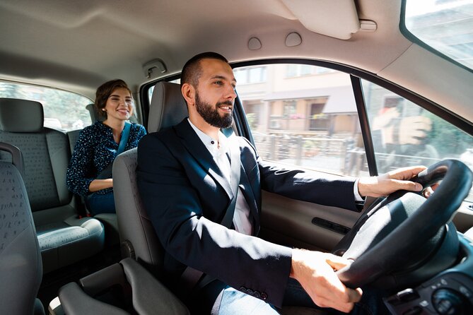 Private Arrival Transfer: Casablanca Airport to Casablanca Arrival Hotel - The one caution: language mix-ups and the occasional late pickup