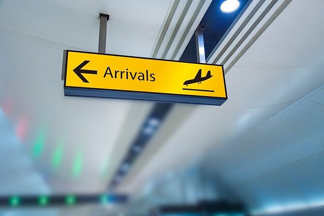 Private Arrival Transfer From Marrakech Airport - Menara Airport arrival flow: name card, quick handoff, and direction