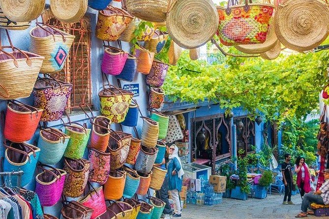 Private Chefchaouen Day Trip From Fez - Morning logistics: pickup at 8:00 and the comfortable ride out of Fez