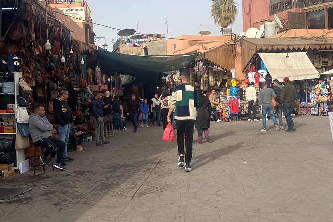 Private Cultural Tour in Marrakech City - Stop 3: Medina of Marrakesh—Alleyways, Ovens, Steam-Bath Scenes, and Souk Logic