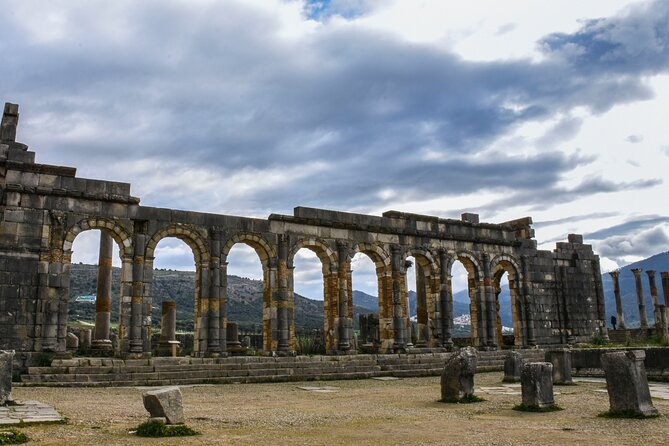 Private Day Tour to Meknes, Volubilis and Moulay Idriss from Fez - Volubilis: walking among the Roman footprints