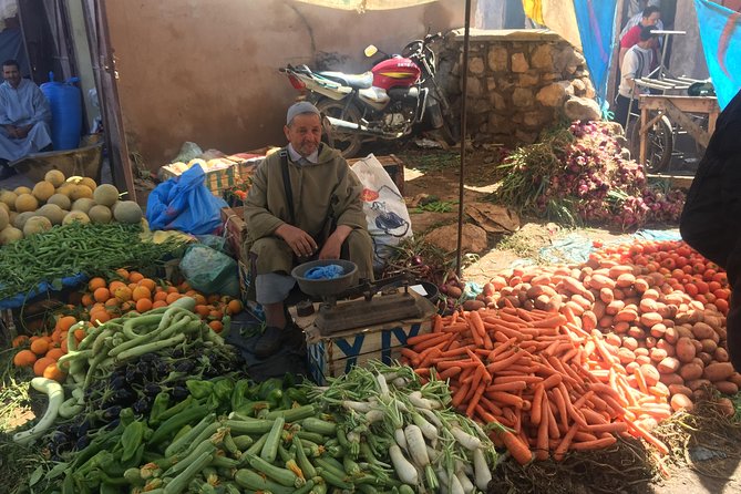 Private Day trip Atlas Mountains and 5 Valleys -All inclusive- - Oukaimeden, Ait Fares, Asni: how the lunch becomes the centerpiece
