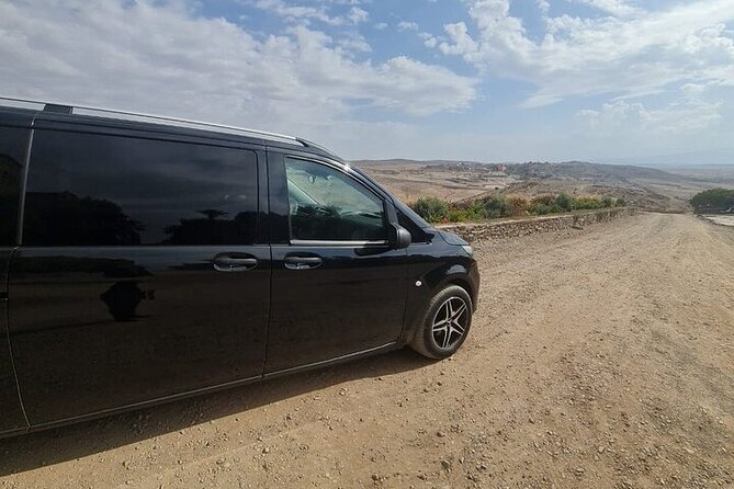 Private Driver in Marrakech at Your Disposal for the Full Day - Meet-and-greet pickup in Marrakech: why the start time matters
