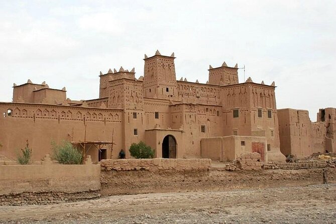 Private Excursion from Ouarzazate to Gorges Dades, Valley of Roses and Skoura - What you should pack for a comfortable 10–12 hour day