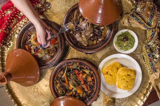Private Food tour in Marrakech, local tastings, stories & sights. - Pure Berber mint tea: the pause that makes everything taste better