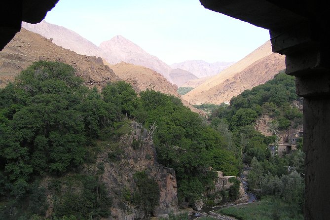 Private Guided Atlas Day Tour from Marrakech with lunch in a Berber family home - Amadan Waterfall and Berber villages: what to look for