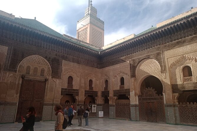 Private Guided Tour in Fez Medina - al-Qarawiyyin Mosque and University: more than a landmark
