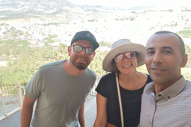Private Guided Tour in Fez Medina - Start at Bab Boujeloud: your first landmark in 15 minutes