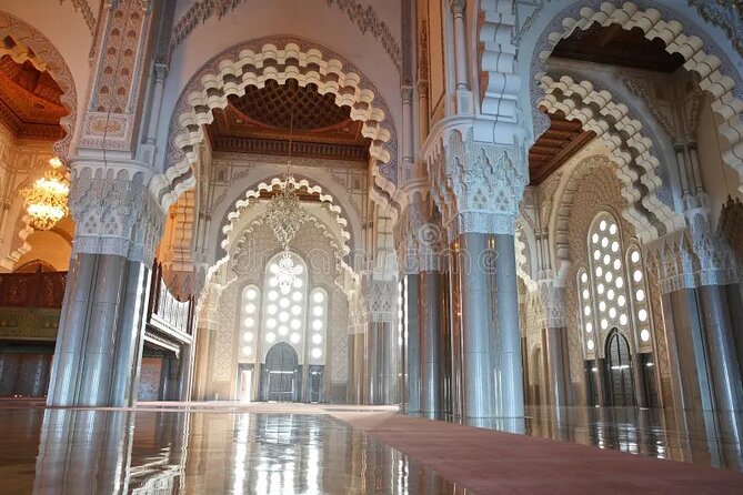 Private Guided Tour of Casablanca Including Mosque Entrance - Craft Moroccan souks: a shopping stop where you set the rules
