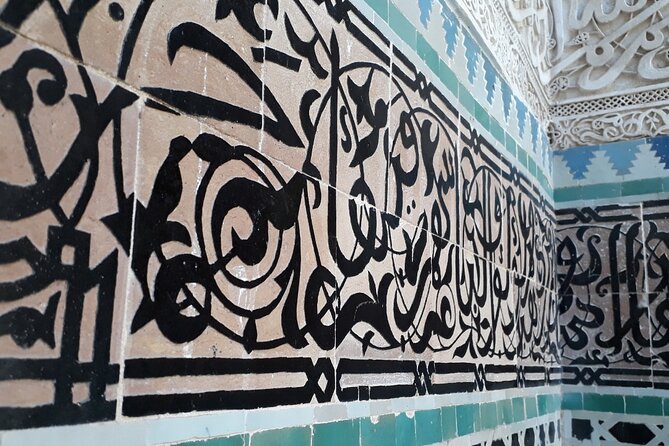Private Guided Tour of Fes with Pick Up - The Pickup + First Walk Through Fez: Getting Oriented Fast