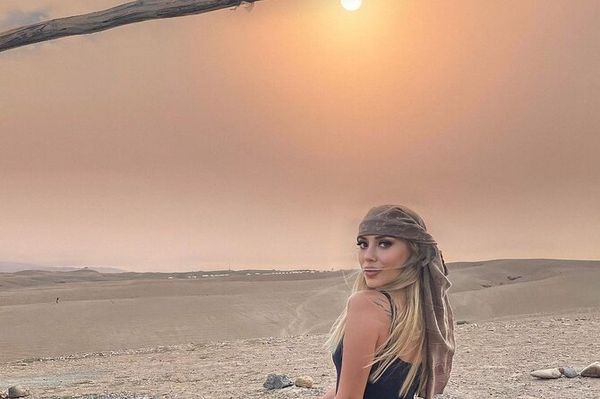 Private: Magical Dinner And Agafay Desert & Sunset Camel Ride - Dinner under the stars: tagine that keeps the evening grounded