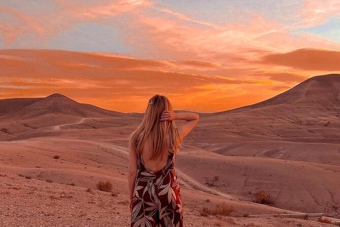 PRIVATE Tour with Dinner & Sunset with Camel To Desert Agafay - Local music after dark: why it changes the feel of the whole trip