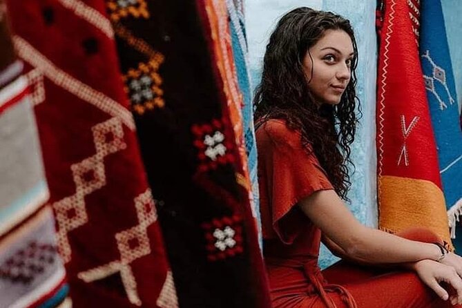Private walking tours Fez Medina - Shopping stops: how to enjoy the souks without losing your focus